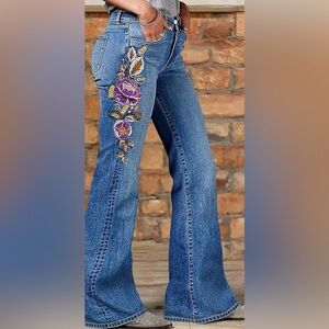 Flamingals Floral Embroidered Jeans Boot Cut Mid Rise Size Medium NWT